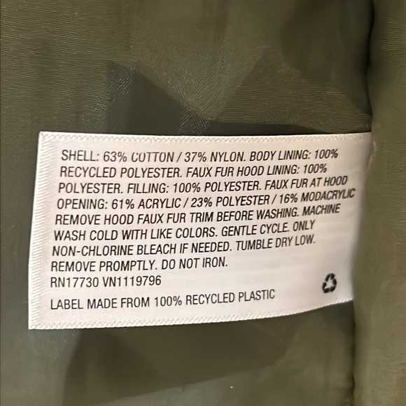 Universal Thread Winter Coat w/Hood Sz S - Picture 14 of 14